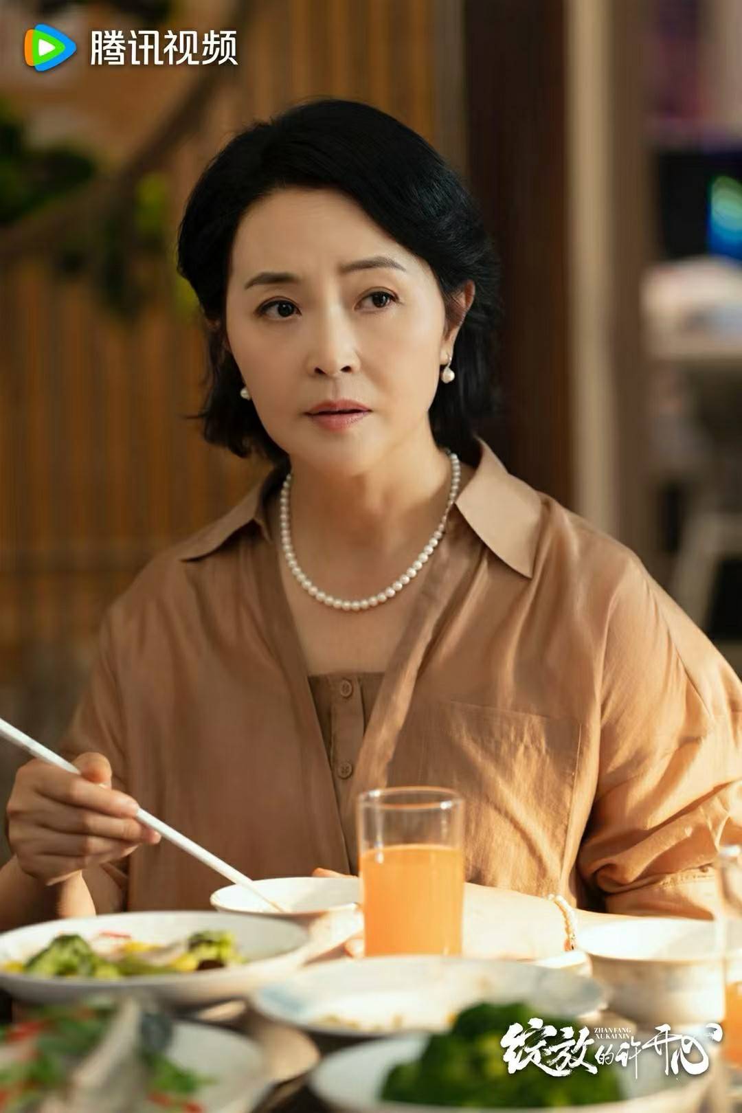 从市井烟火到江湖侠义方晓莉实力演绎角色变形记