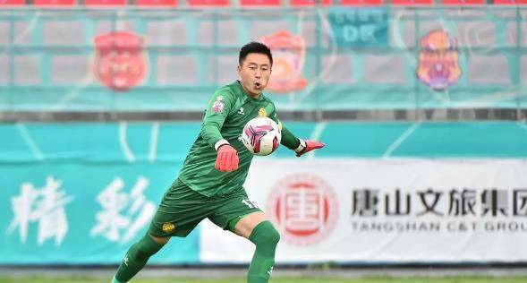 大连主力门将7月份官宣离队，曾是球队后防核心，立下过赫赫战功