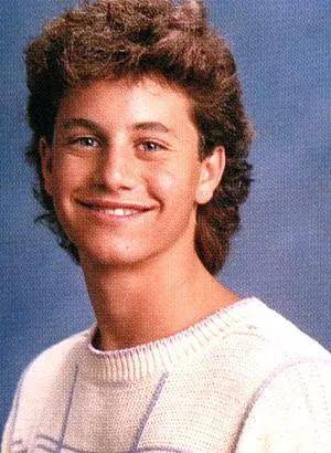 成长的烦恼播出40年后,迈克的现状令人震惊!