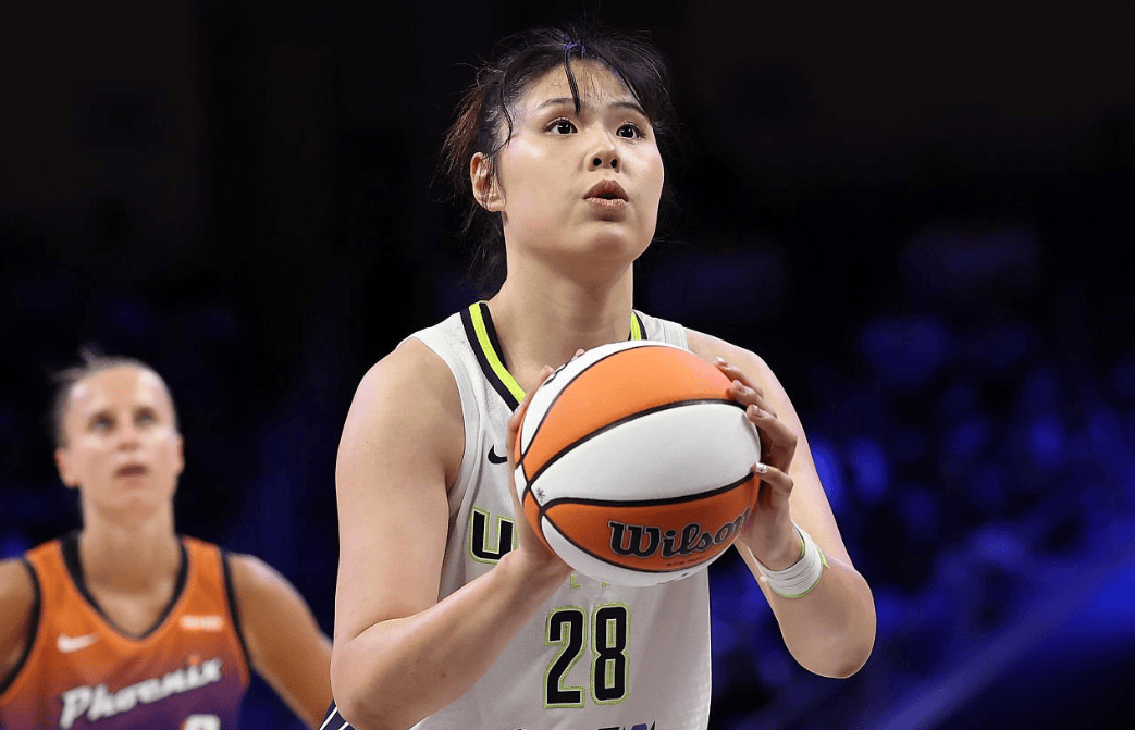 WNBA焦点战：李月汝再战水星，飞翼能否延续连胜？