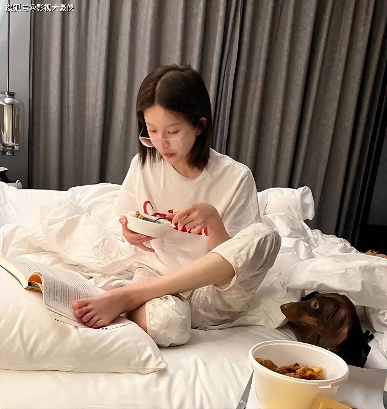 趙露思被曝解約複出失敗,處境尷尬,無戲可拍隻能倒退做網紅