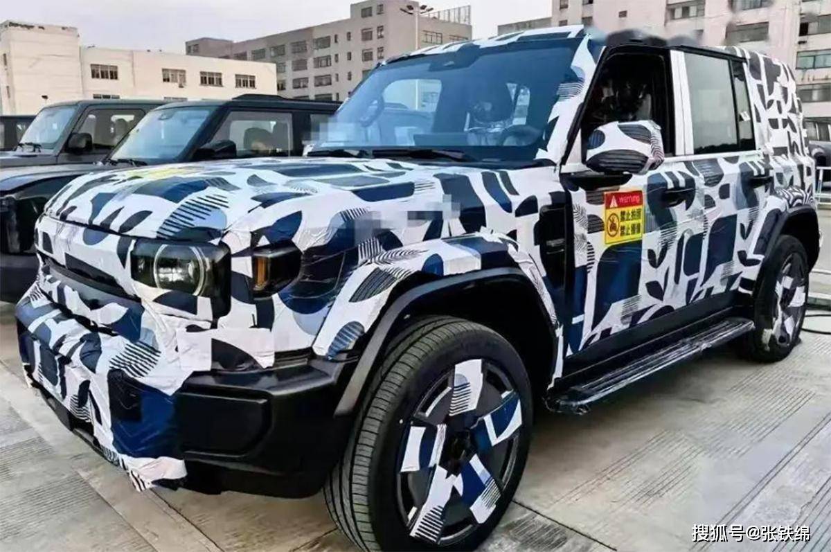 路虎卫士前脸？奇瑞iCAR V27实车曝光，外观很复古硬朗，年内上市