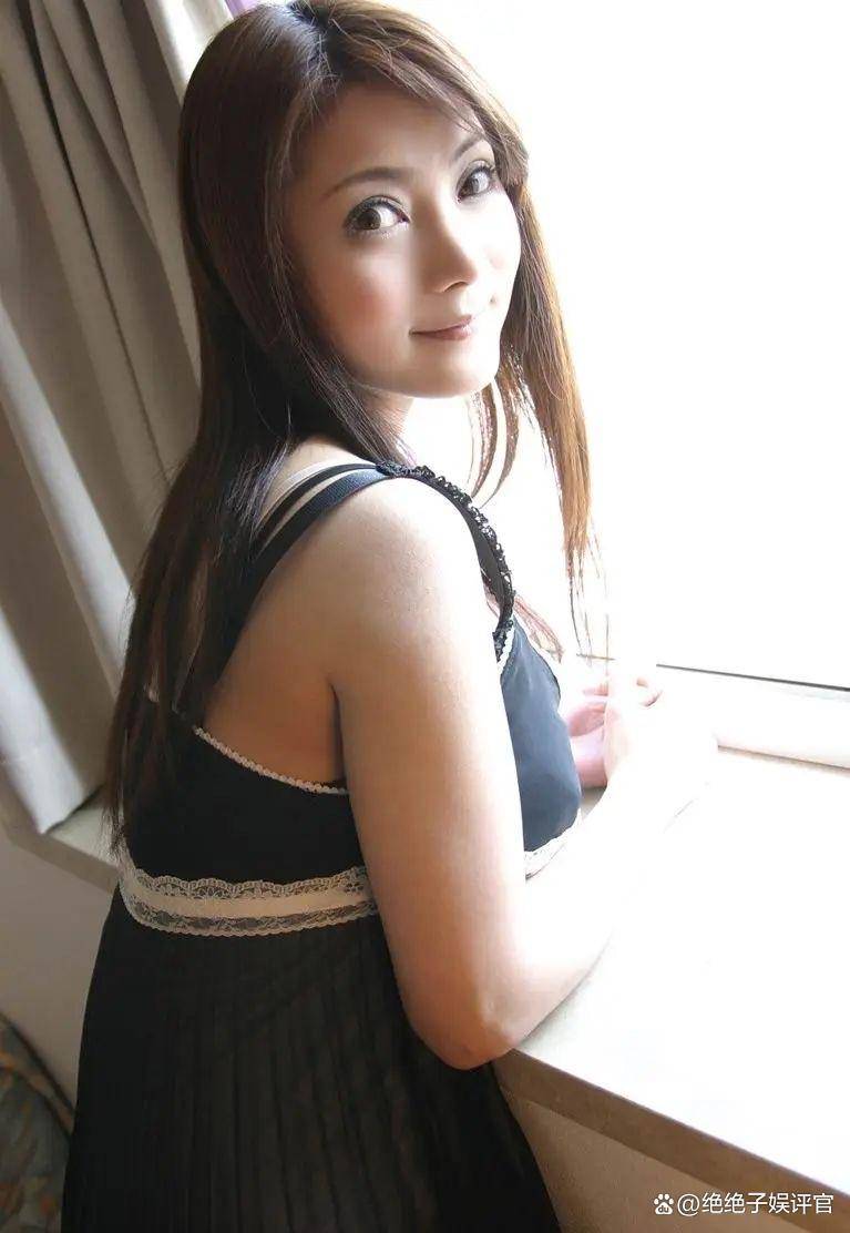 娱乐圈史上容颜最接近某冰的艺人，相似度为99.9%_泽井芽衣_范冰冰_那一年