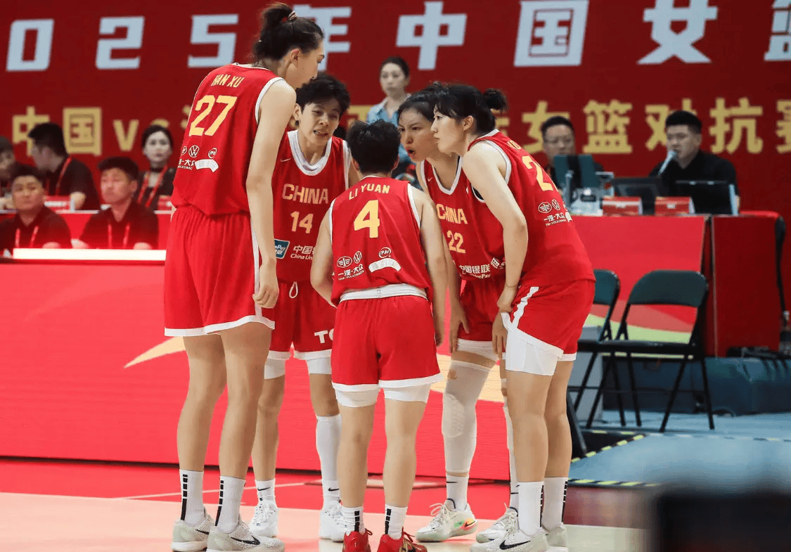 中国女篮亚洲杯大名单调整：潘臻琦与李一凡或离队