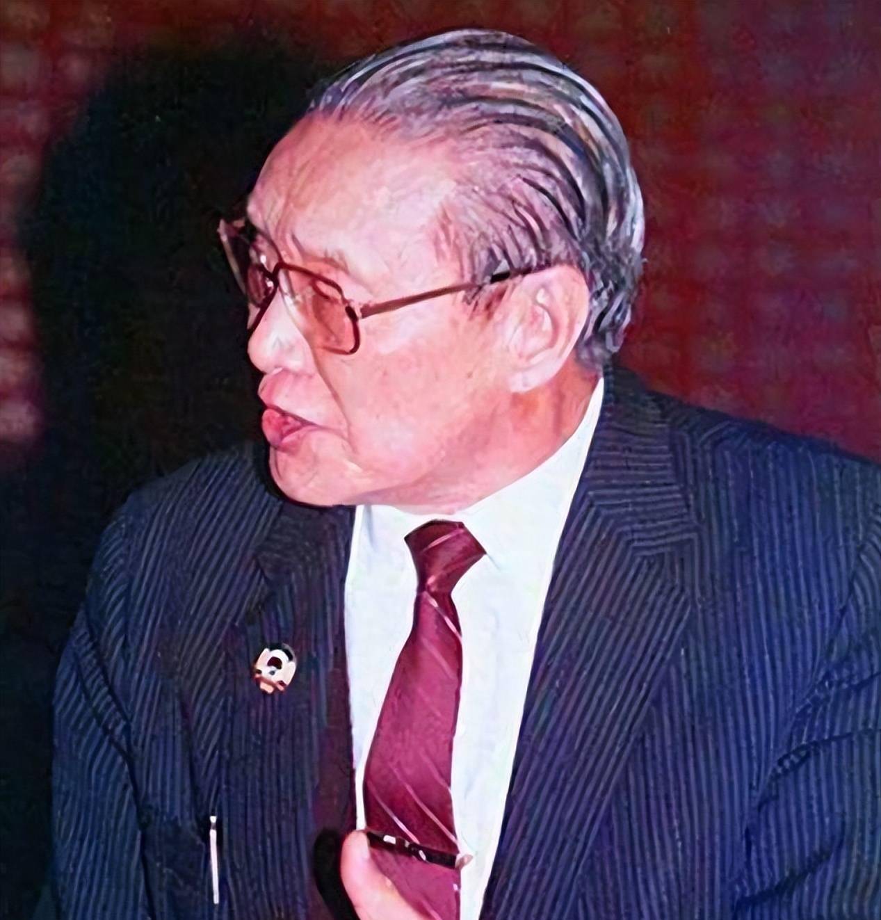 "军统三剑客"老大沈醉,晚年没有妻子陪伴,闺女亲自下场牵线!