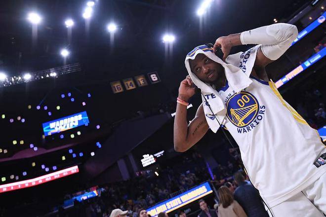 NBA：湖勇框定目标，雄鹿报价被拒绝，约基奇休赛季不续约_1