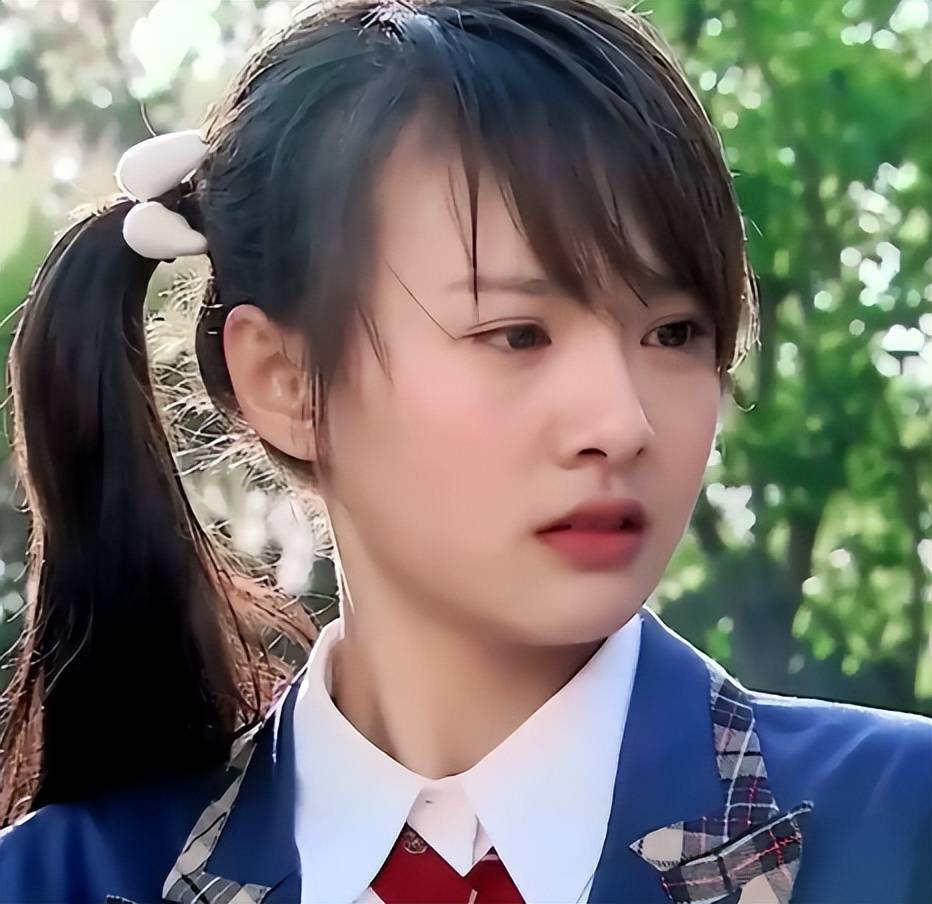 广电总局点名封杀!4年过去,郑爽美国近况被曝出,不止负债累累