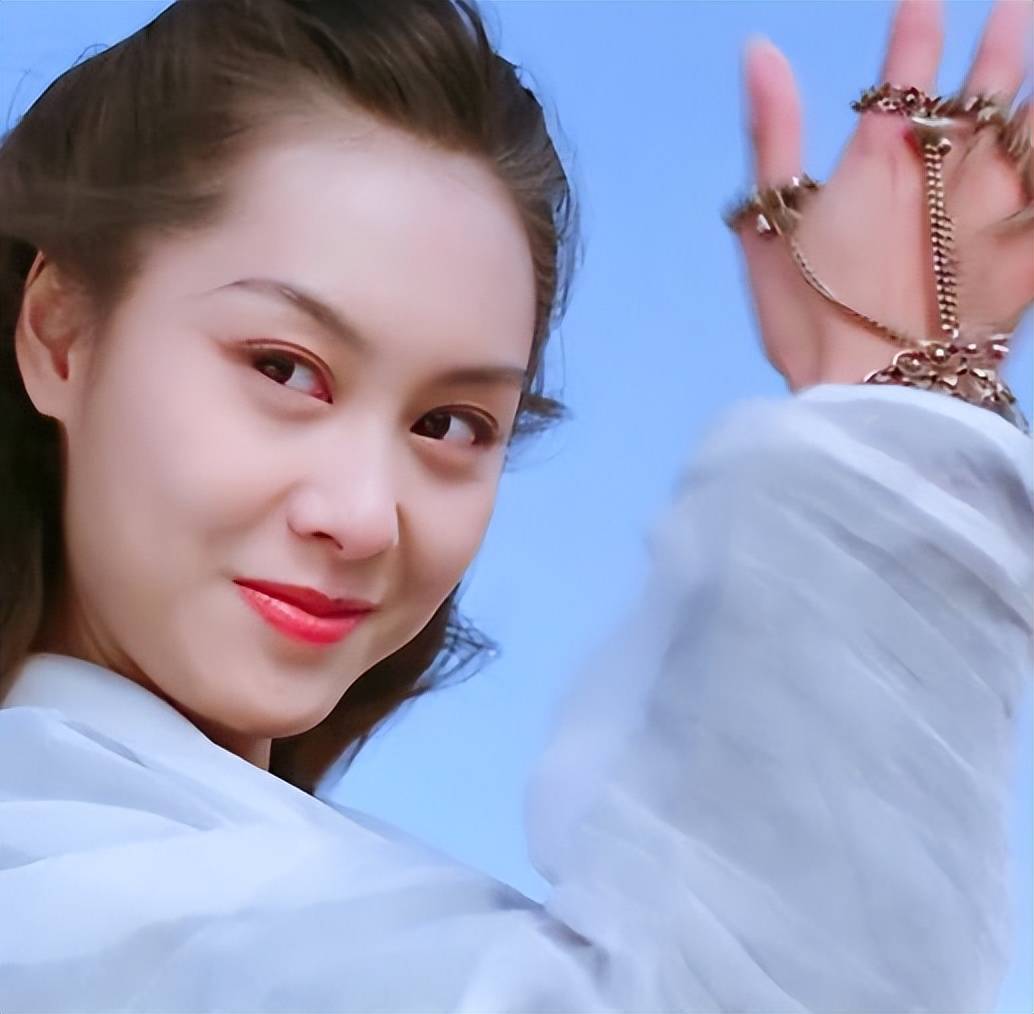 "紫霞仙子"朱茵:住深山,一辆破车开28年,为何还要执意嫁给黄贯中