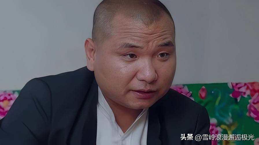 《让子弹飞》中神秘的老三形象