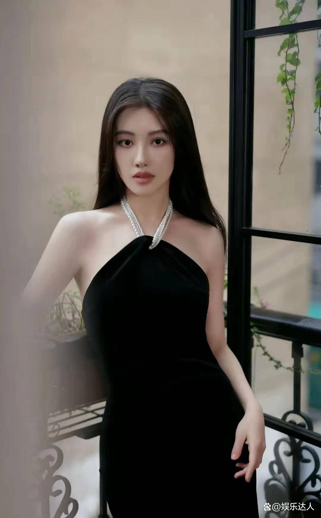 阳城女神王鹤润一位才华出众的女演员