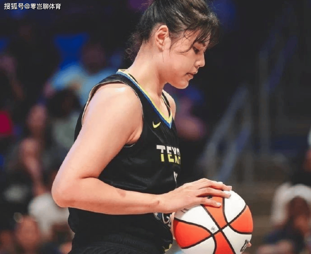 经过深思熟练后，我们不得面对一个事实：李月汝与飞翼已经过了蜜月期