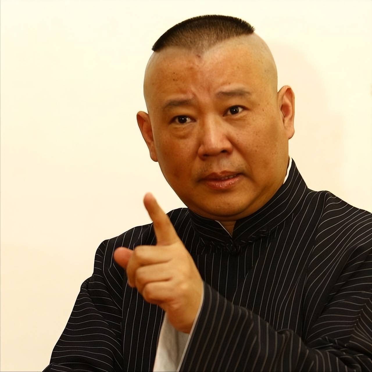 郭德纲这次没给他留"一丝体面",杨议也没想到,曾经毕恭毕敬的他