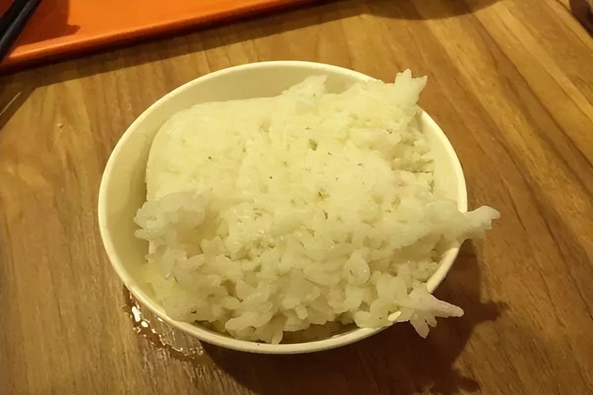 吃较少的钉书钉食物和更多的蛋白质会缩短您的