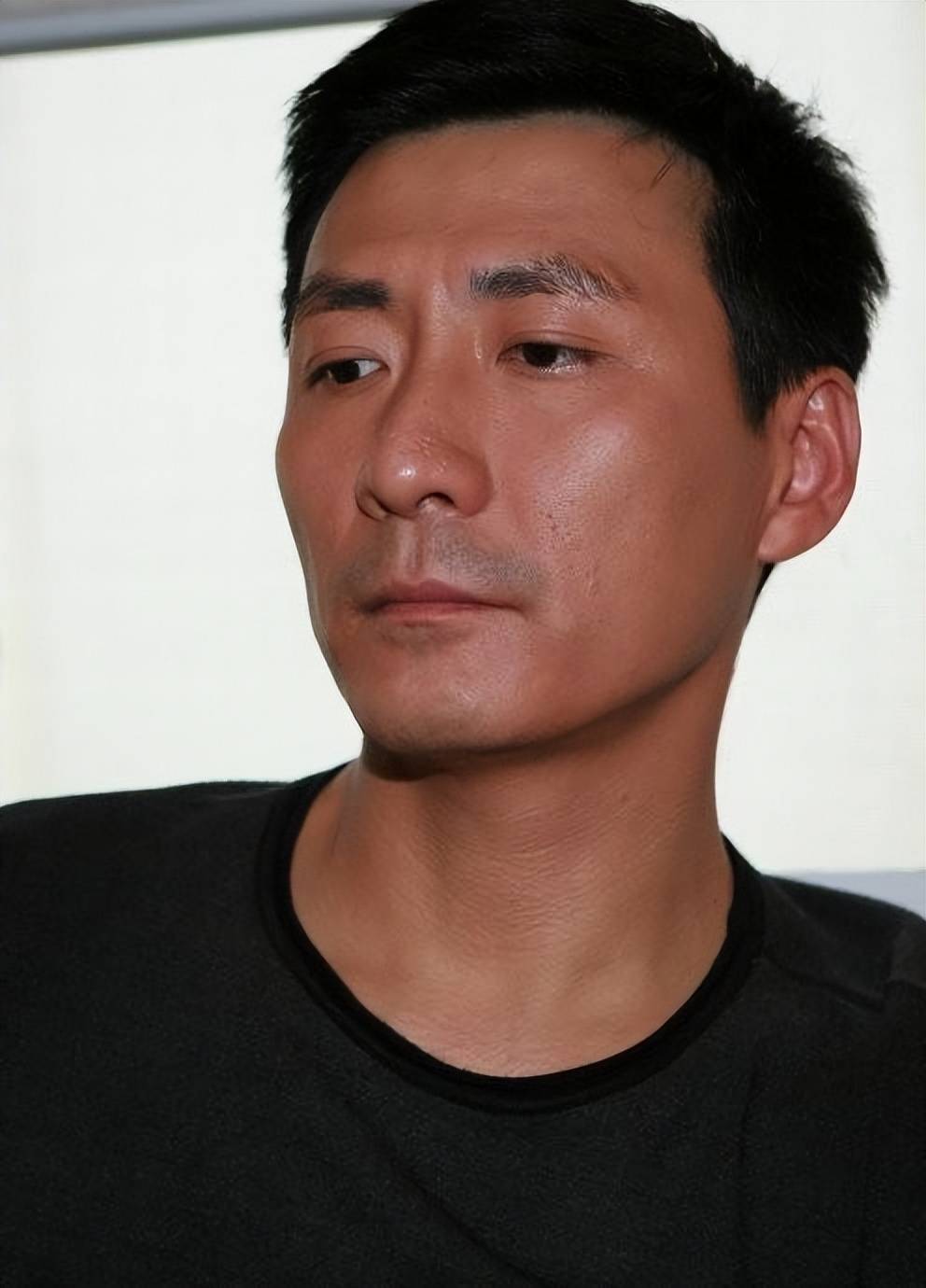 张子健:走红后和患癌妻子离婚,娶二婚富婆,背负15年骂名冤吗?