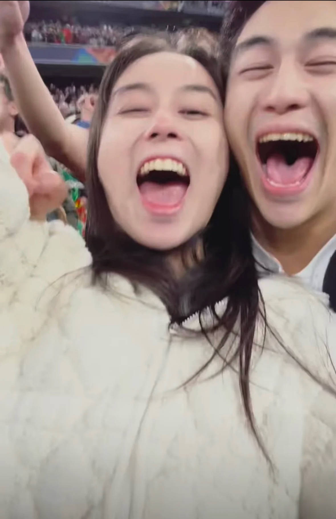 恋妹丑闻,染指双胞胎,私生子,何猷君私生活谣言有多荒诞?