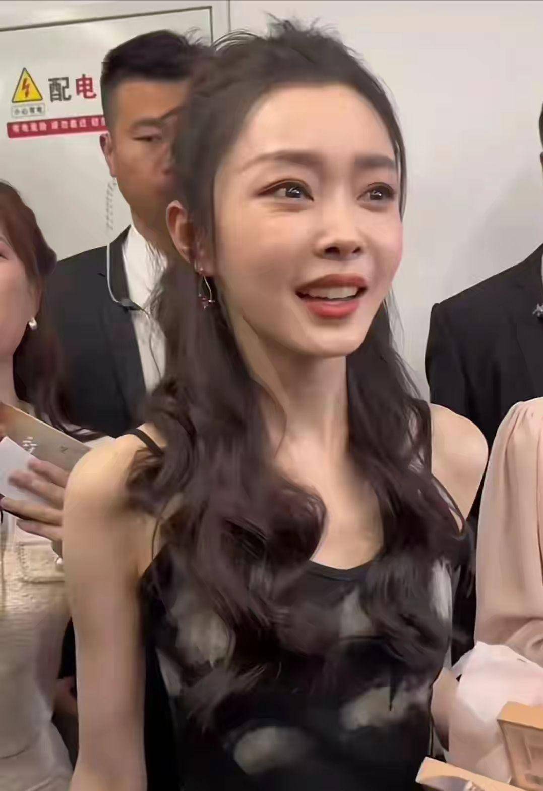 天啊34岁宋轶的脸怎么了高清无美颜无滤镜真实原相机照片