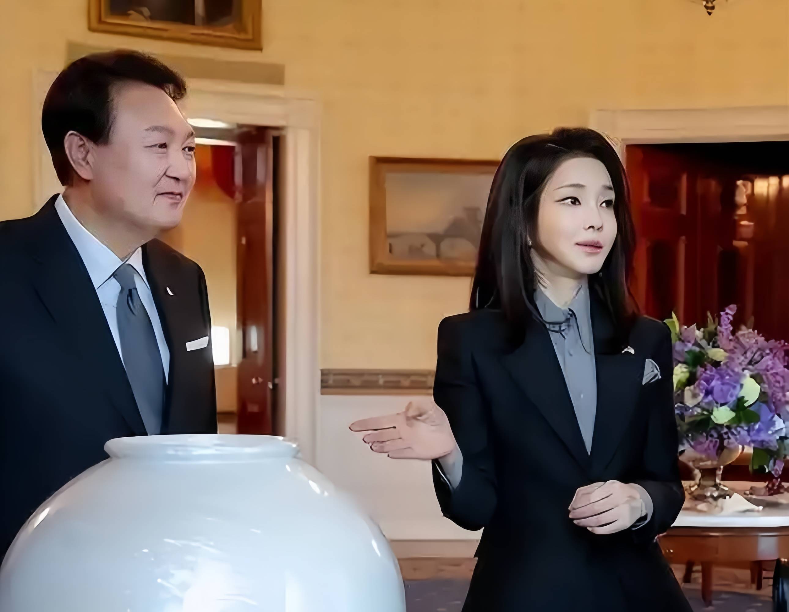 其次,李在明的狠劲不容小觑.李在明