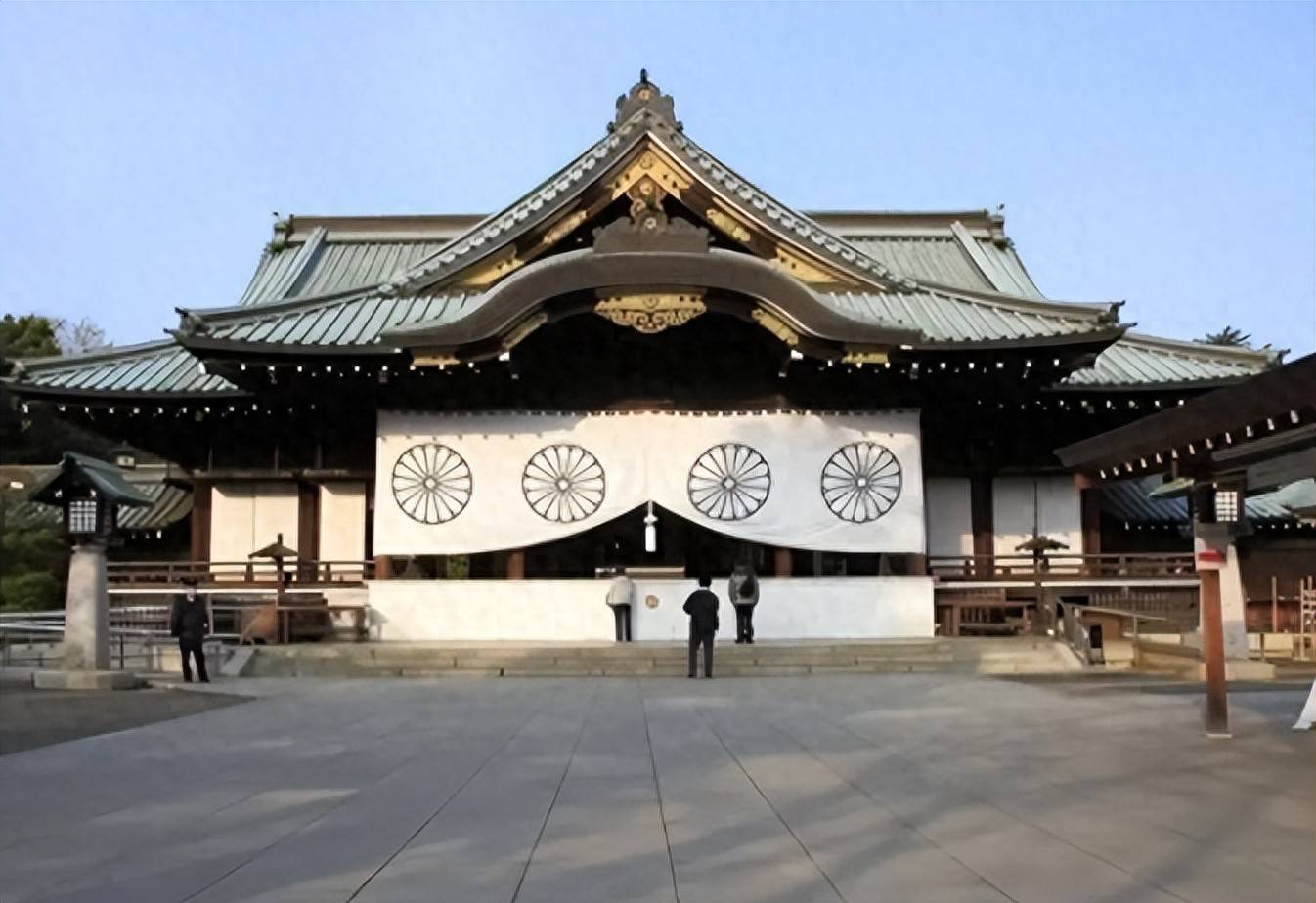 日本投降80周年石破茂真面目暴露供奉靖国神社释放3大信号