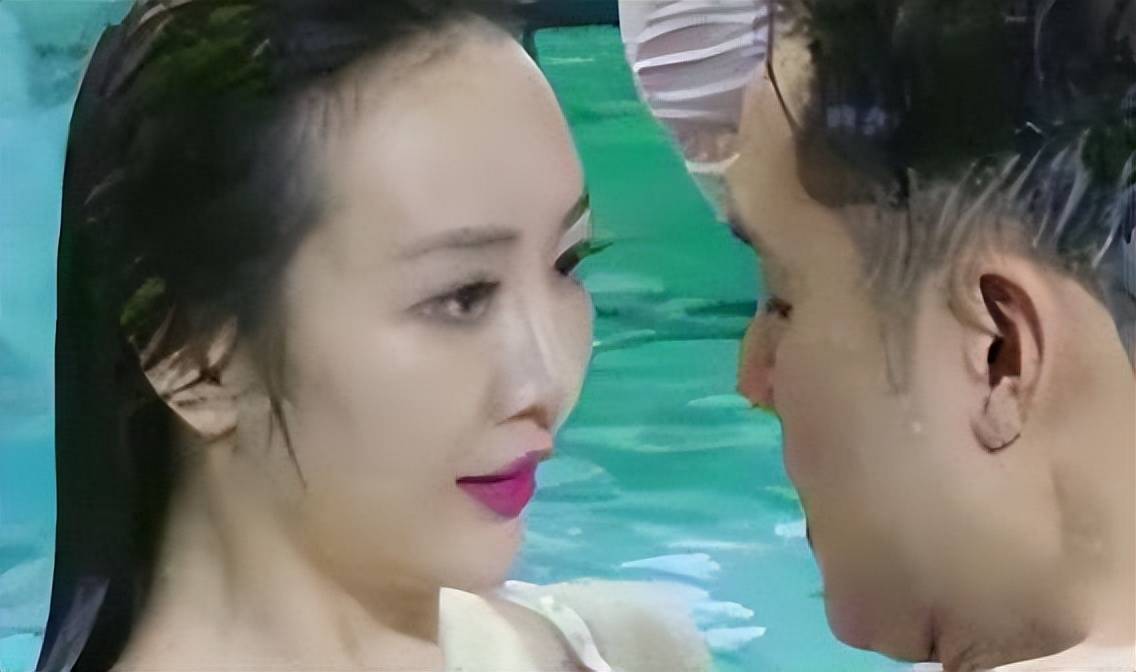 40岁的王鸥至今无人敢娶?看到她"水上冲浪"时,网友:太狂野了