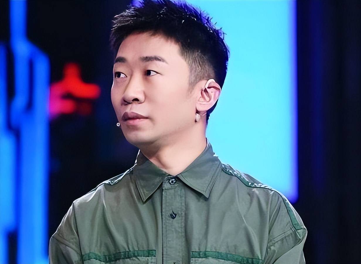 原创一次分手让杨迪从娱乐净土秒变渣男杨迪塌房冤不冤