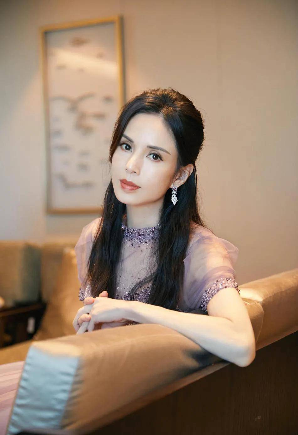 华语影视璀璨的明星港星传奇艺人小龙女李若彤