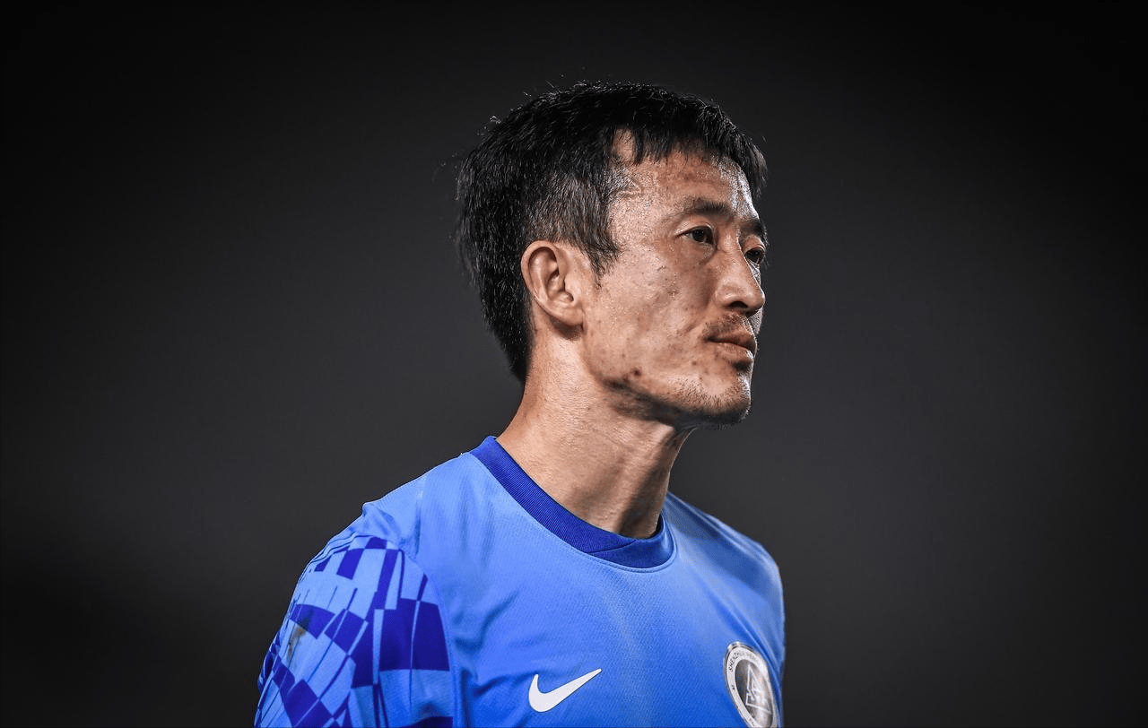 足协官方认错!误判偷走保级队救命2分,400万欧外援肘击逃红牌