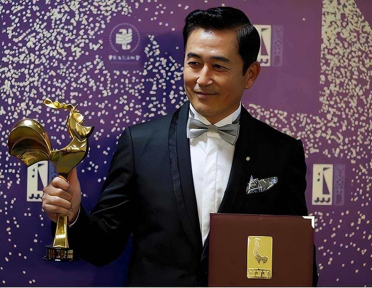 王志飞张定涵:3天闪婚幸福至今,捐出礼金68万,自己却租房住?