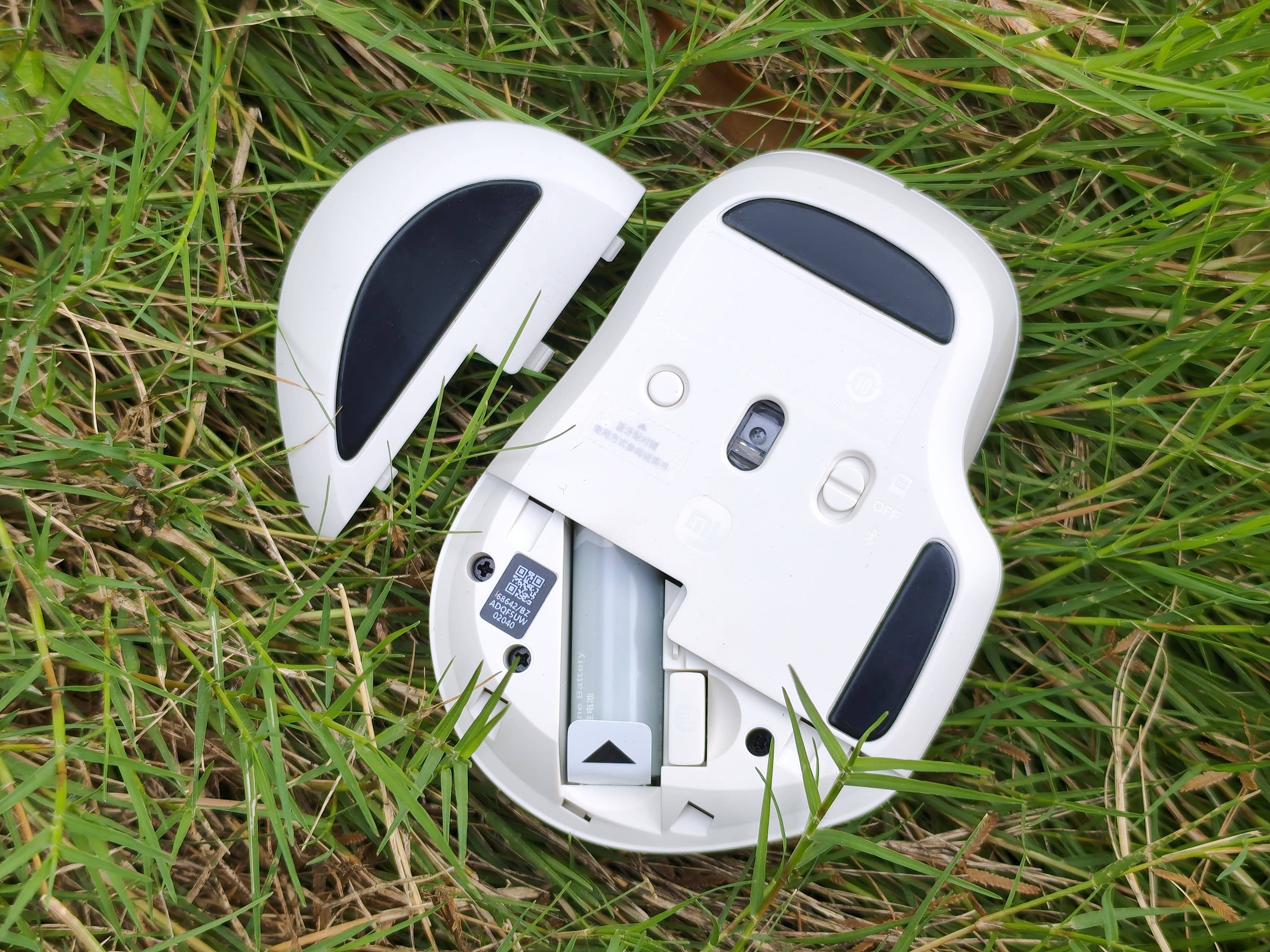 小米双模鼠标2舒适版：效率翻倍，久握不累的办公神器！