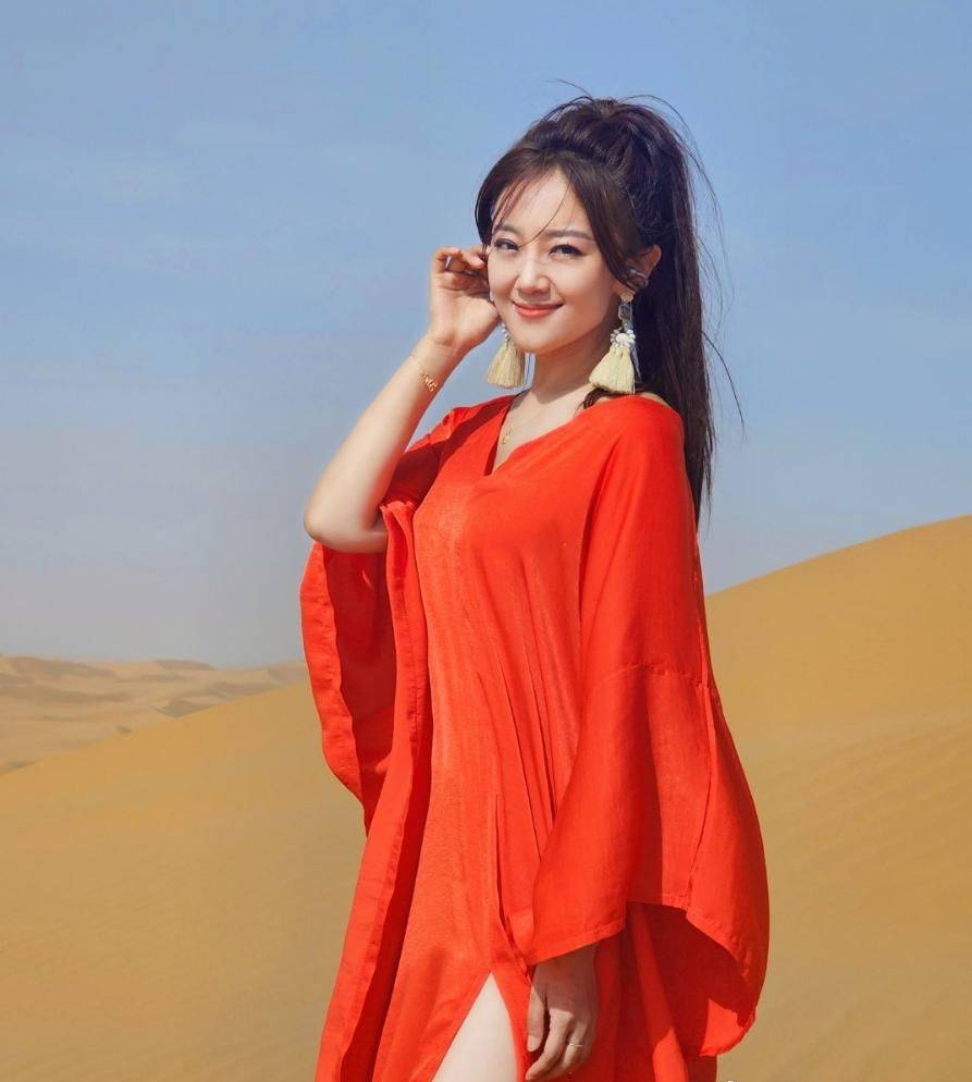 "玖月奇迹"王小玮的含金量又上升了!离婚后,她的人生越发精彩