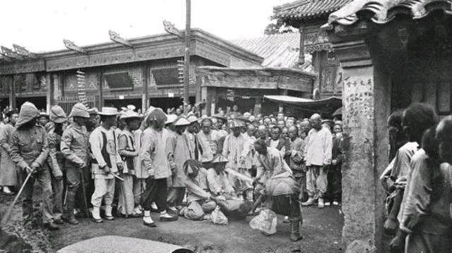 清朝最后一位被凌迟处死的罪犯,大骂慈禧,行刑时却一声没吭