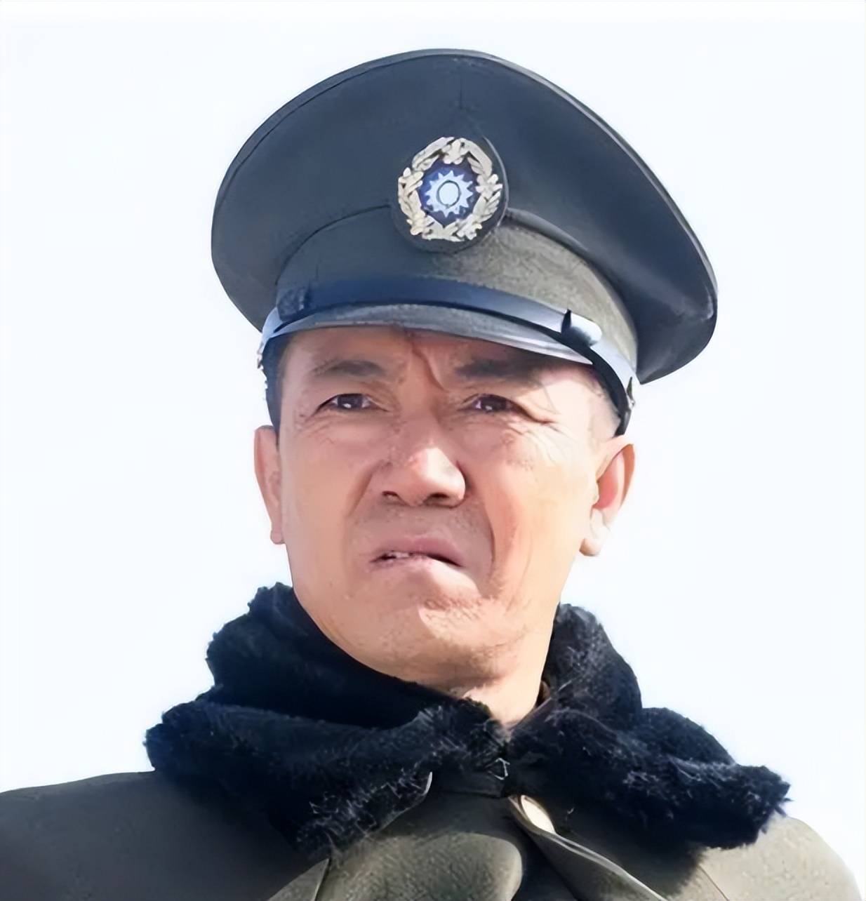 李幼斌凭一部亮剑火遍全国现在妻儿双全生活幸福