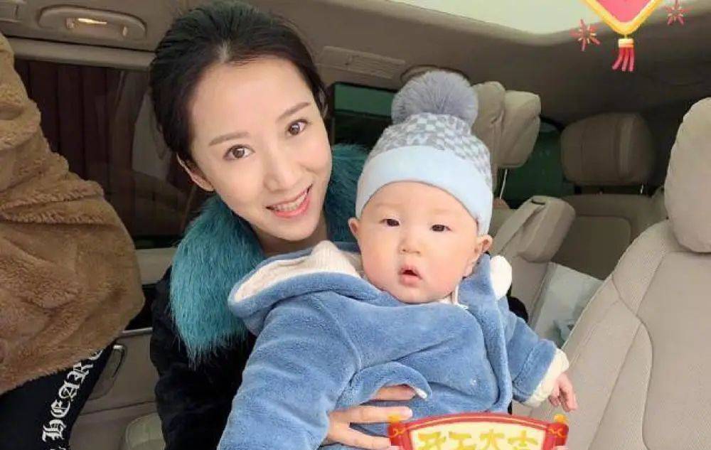 "阔太"李念为家产拼三胎!因疯狂炫富被老公嫌弃屡传婚变,圈内