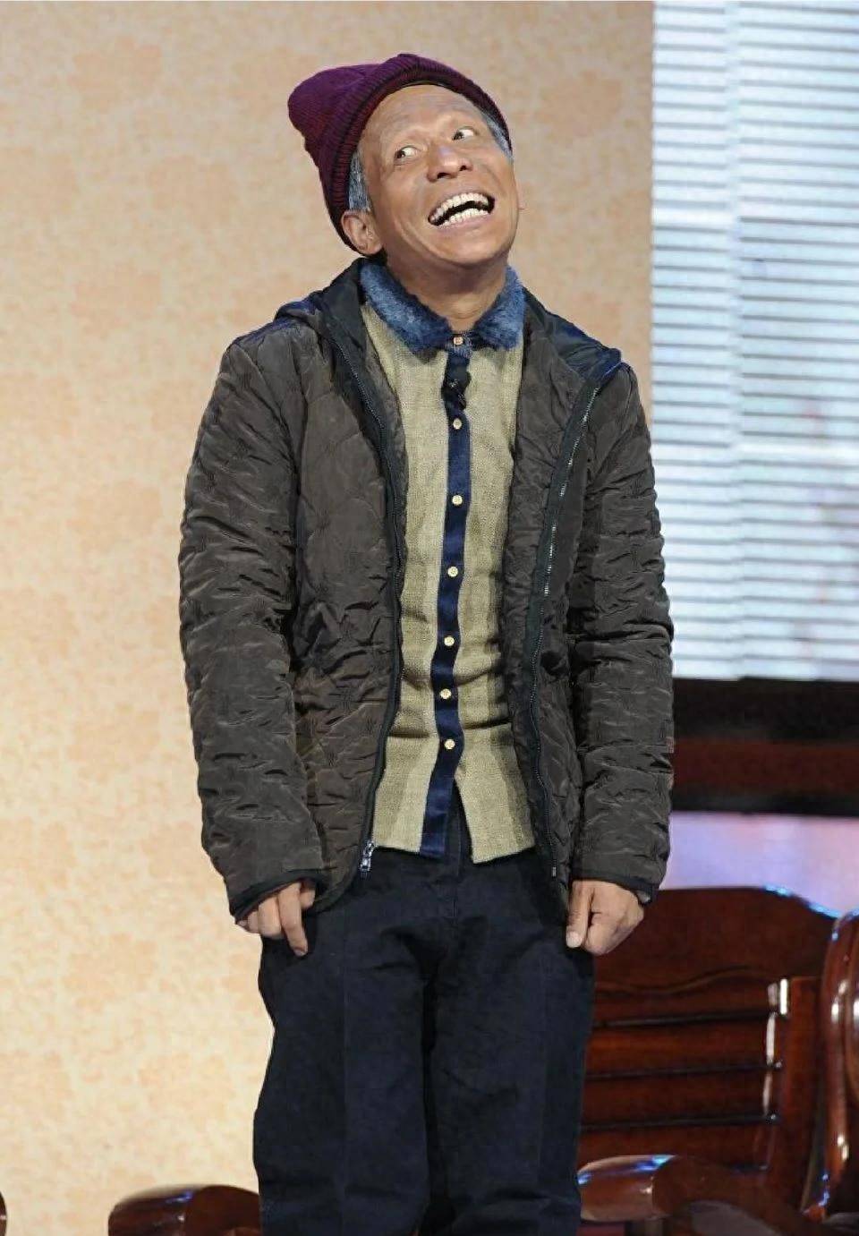 一朝跌落神坛后隐退,"抛妻娶粉"的宋小宝,如今现状令人唏嘘