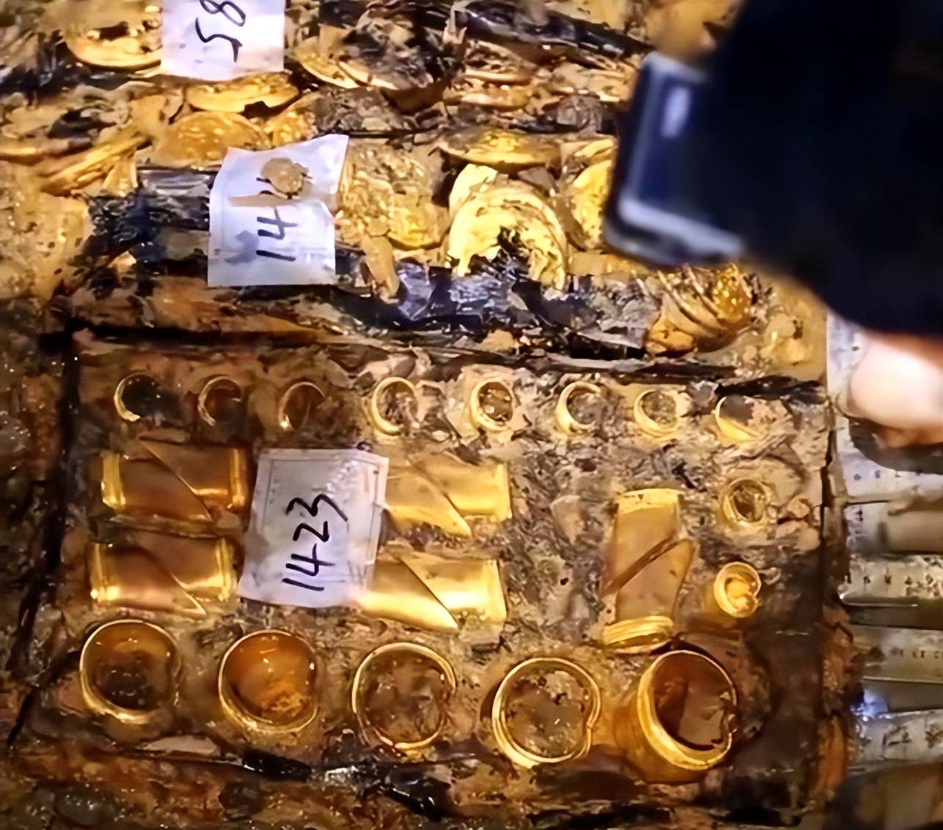 海昏侯墓黄金众多,为什么汉朝这么多黄金,后面朝代黄金却很少?