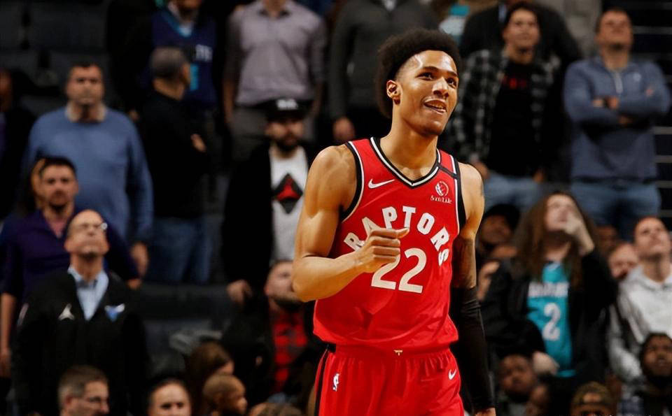 前勇士总冠军成员或离开NBA赛场？猛龙二队签约权引关注