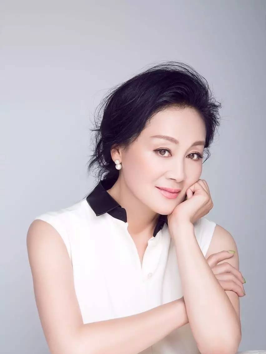 王姬:一路好好走,当年拍吻戏,都提前先去医院检查一下