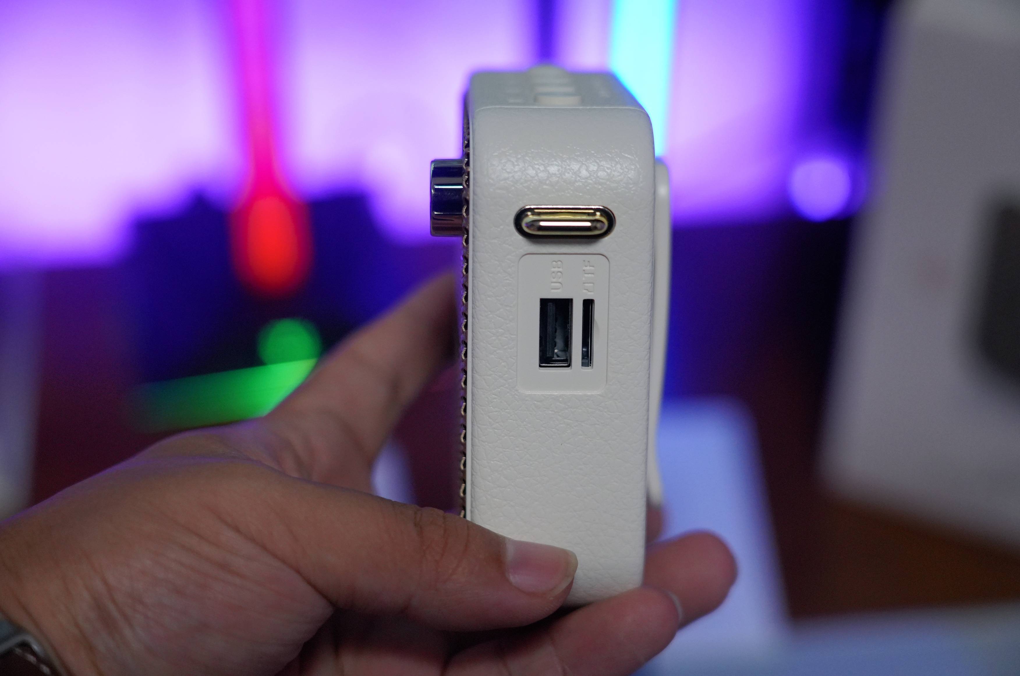 带娃+讲课都靠它！西圣Bee小蜜蜂扩音器测评