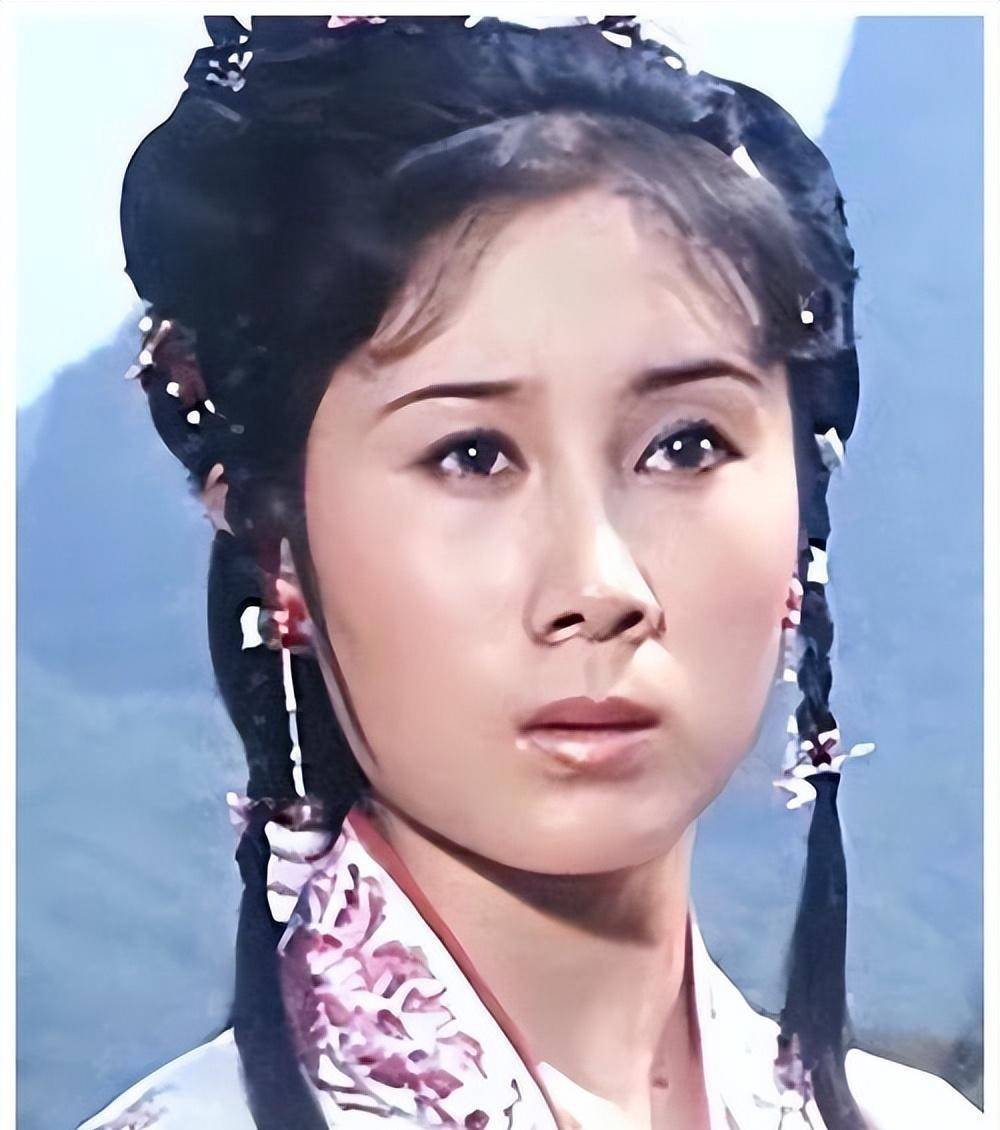 "牧羊女"丁岚:一路好好走!曾自毁前程弃中国国籍,无儿无女
