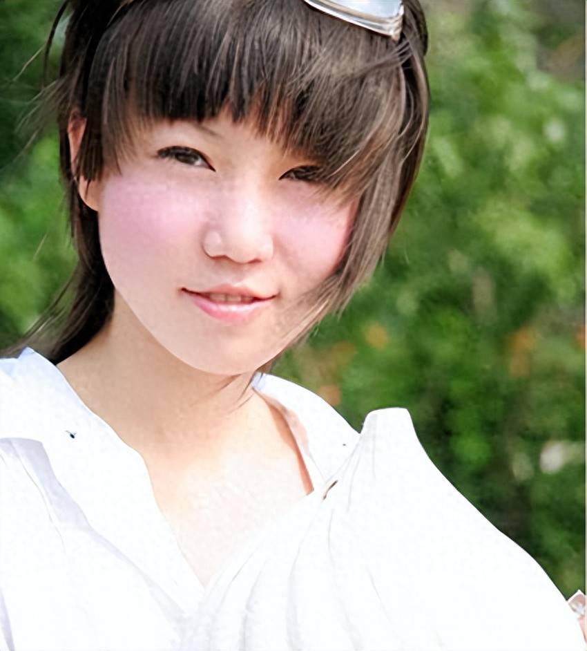 最红"裸模"张筱雨,一年拍21套人体写真,如今40岁却仍未婚