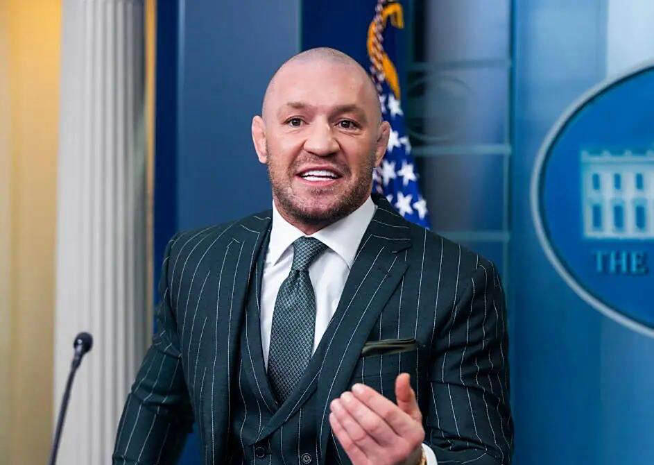 UFC白宫站重磅对决：康纳·麦格雷戈与迈克尔·钱德勒的巅峰之战