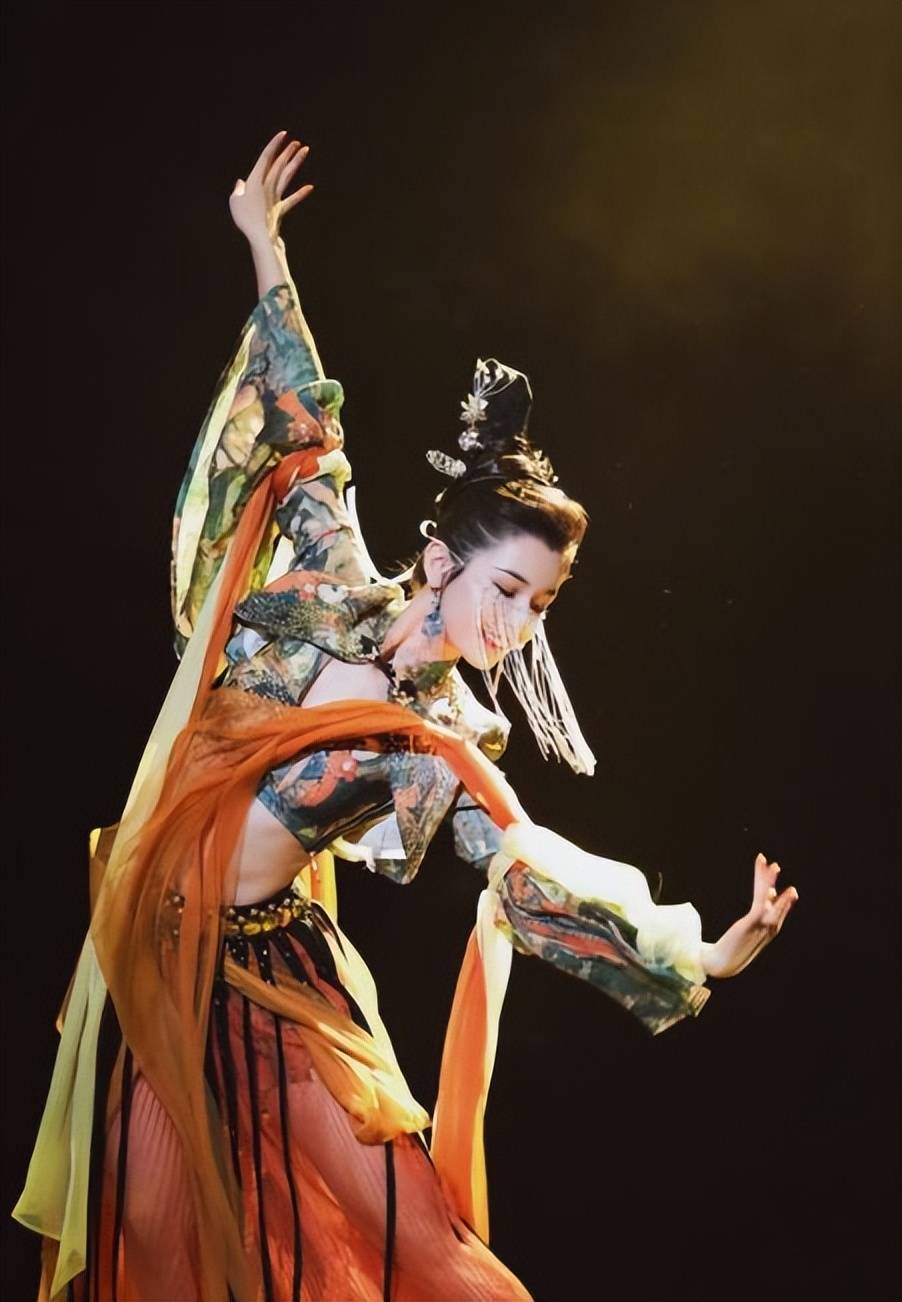 "敦煌仙女"哈妮克孜,自述:演丫鬟太美,演女一,自己想的太美