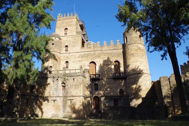 非洲的钱，从来不会好赚，但永远有人能赚到 -华闻时空