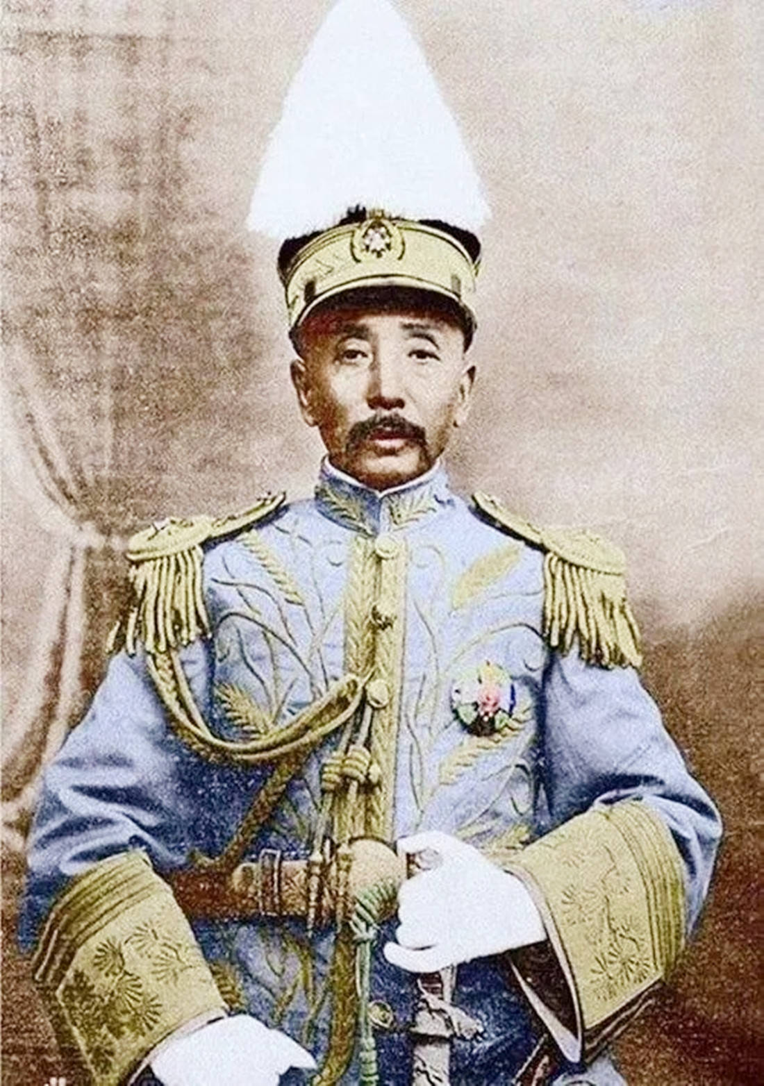 不知兵的大元帅,视人情世故为政治的政治家