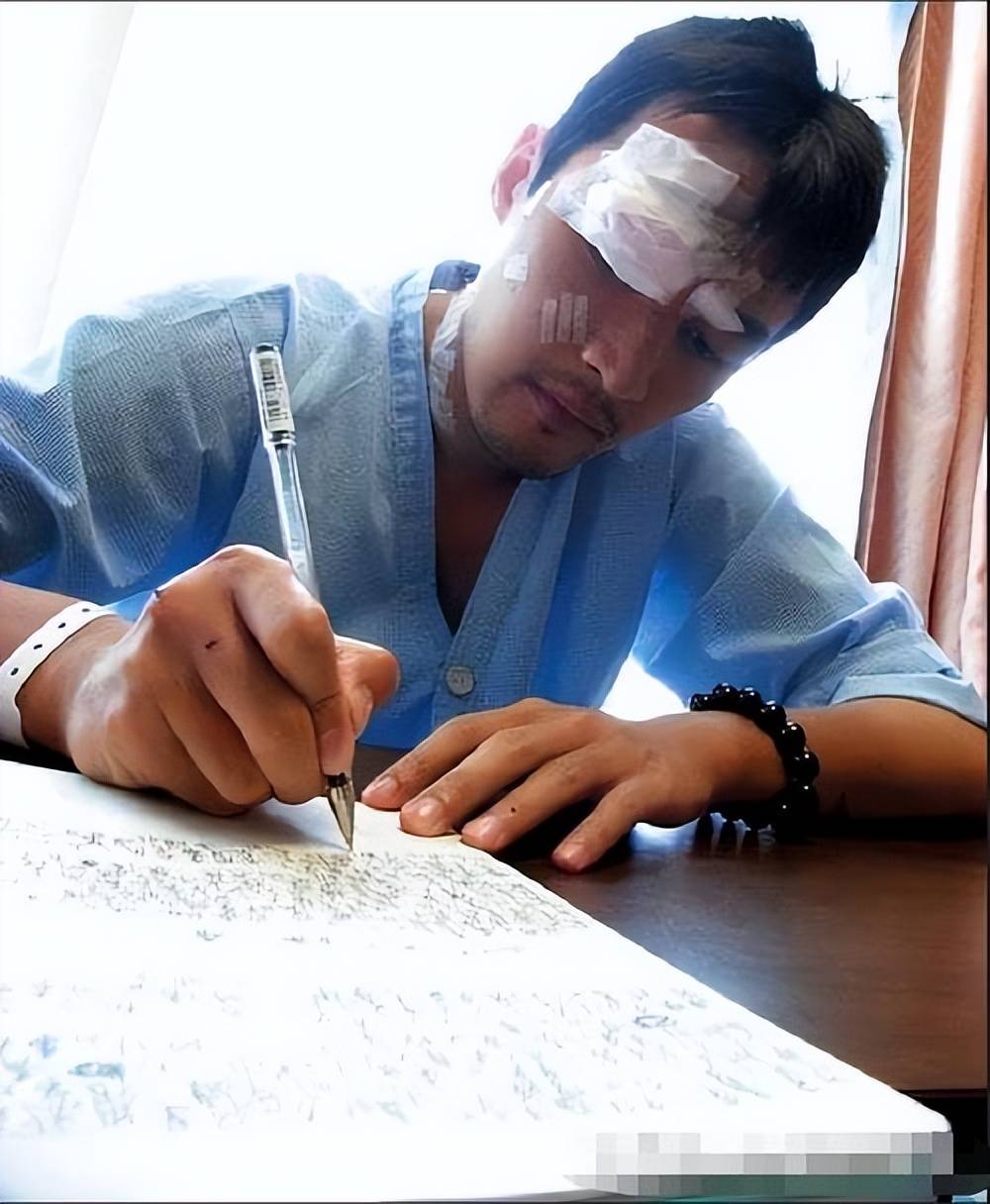 助理为救胡歌离世,胡歌答应要帮她赡养父母,至今履行承诺了吗?