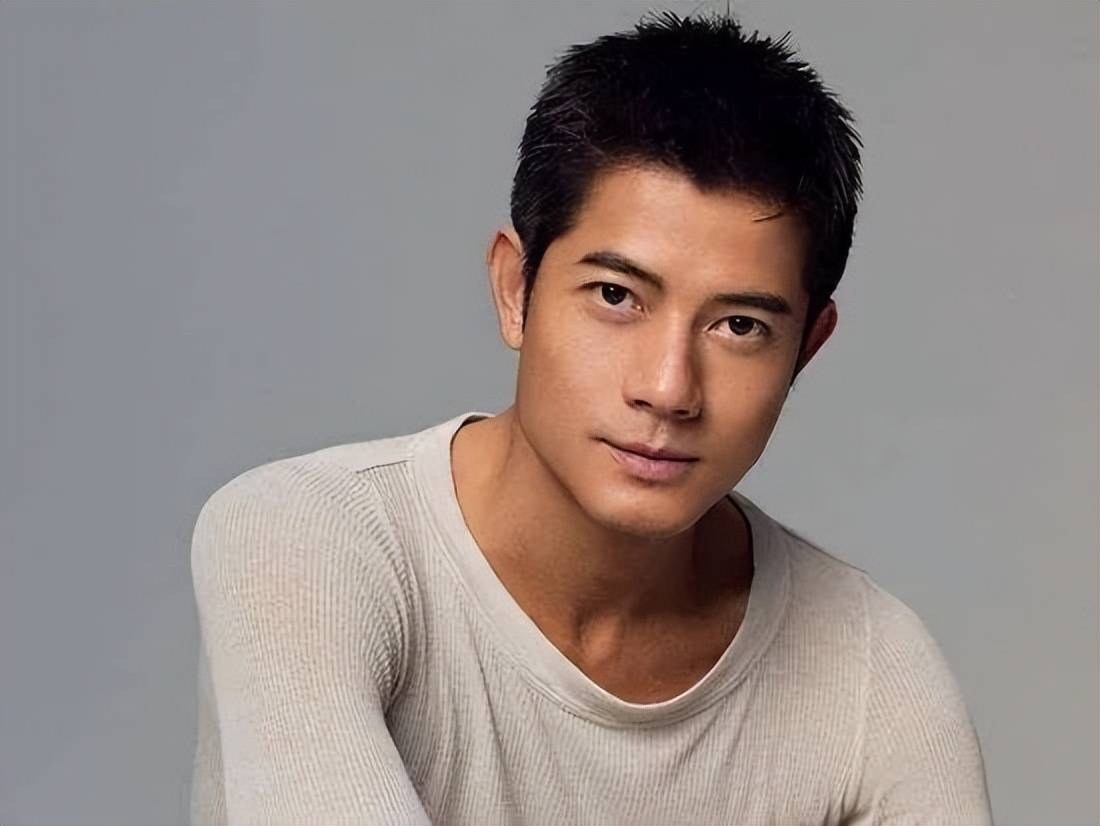 不吹不黑，刘德华跟他的“铁三角”将华语乐坛带向了一个新高度_陈耀川_李安修_专辑