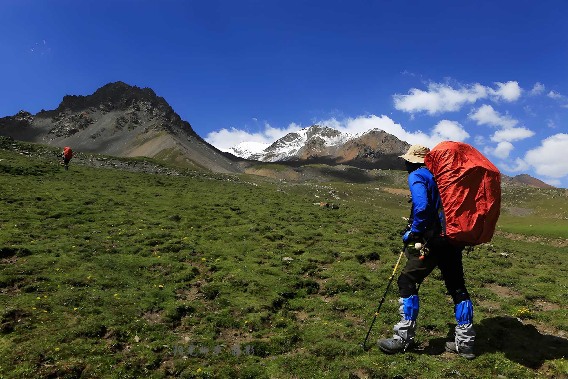 男士户外棉服选购清单——出去玩,防风透气基本局,保暖非常重要