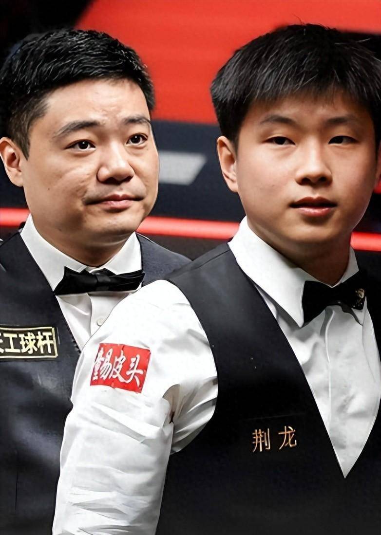 2—5败给罗伯特后，奥沙利文一番话暴露赵心童处境，丁俊晖没说错