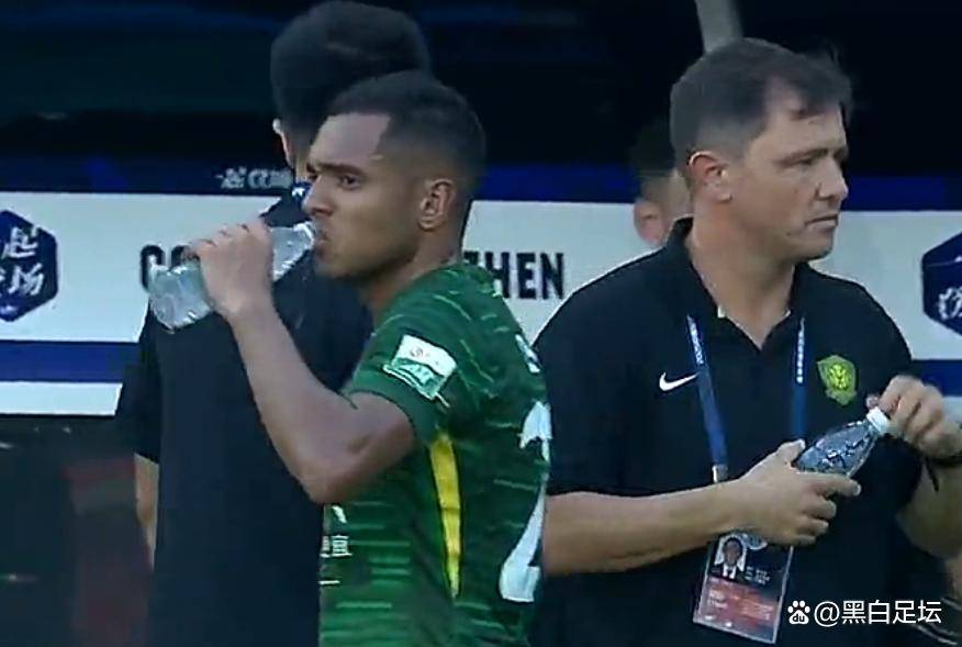 再见！北京国安已经退出冠军争夺，创中超史上耻辱纪录，换帅换个寂寞