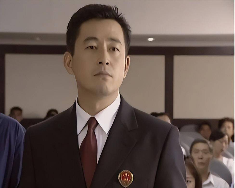 演员王志飞:一生愧对聋哑父母,骂前妻儿子没出息,竟然是激将法