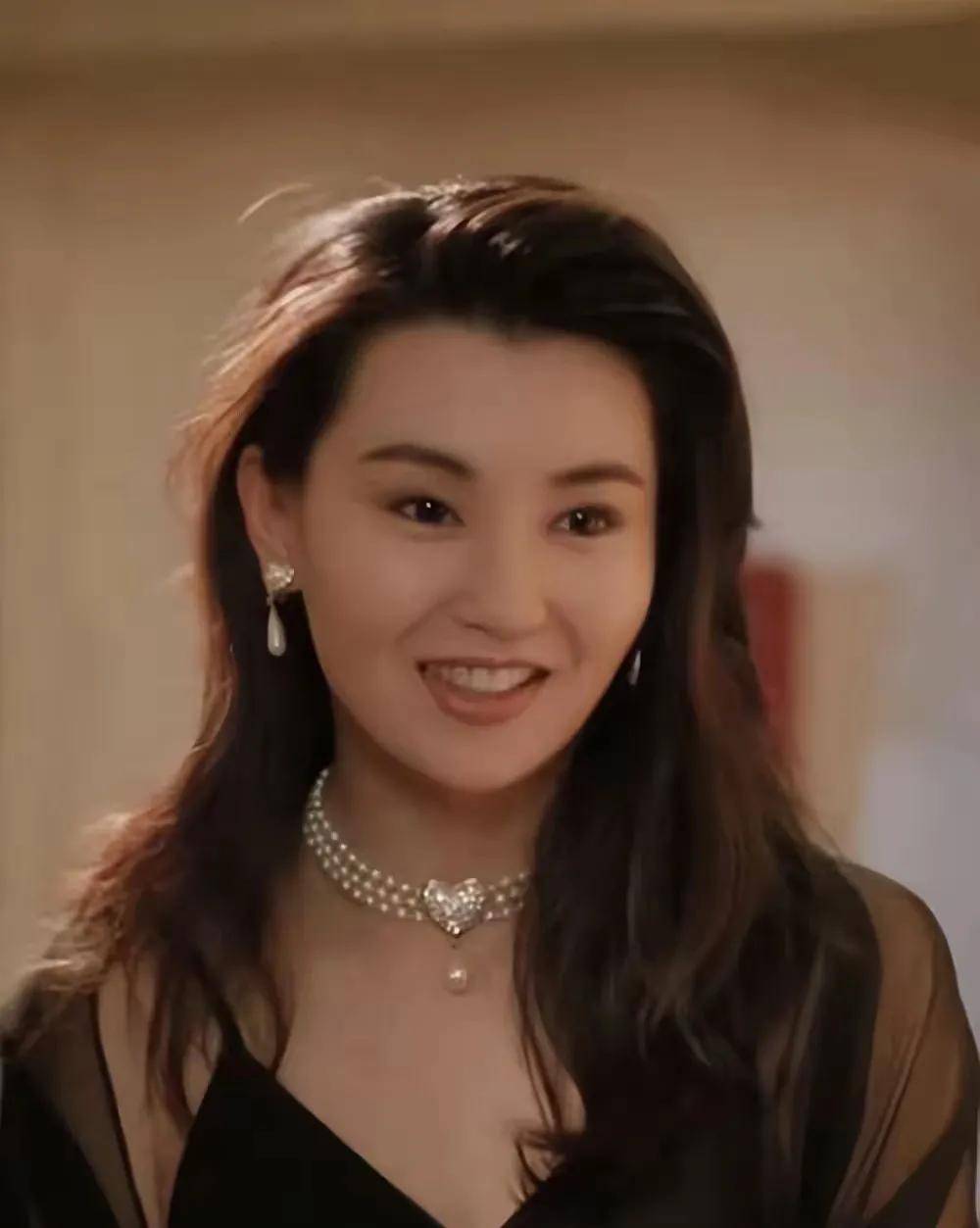 8大香港女明星,天生丽质,颜值巅峰有多美?